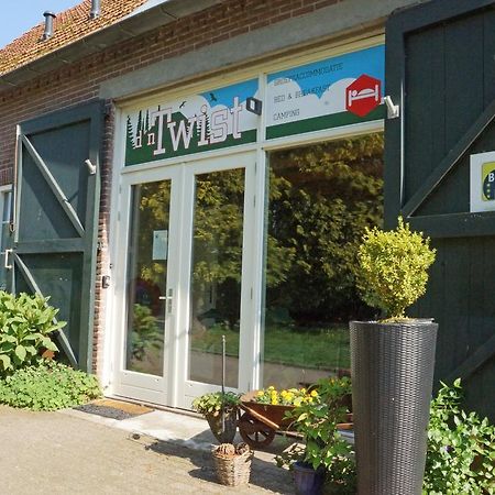Bed and Breakfast D'N Twist Overloon Екстер'єр фото